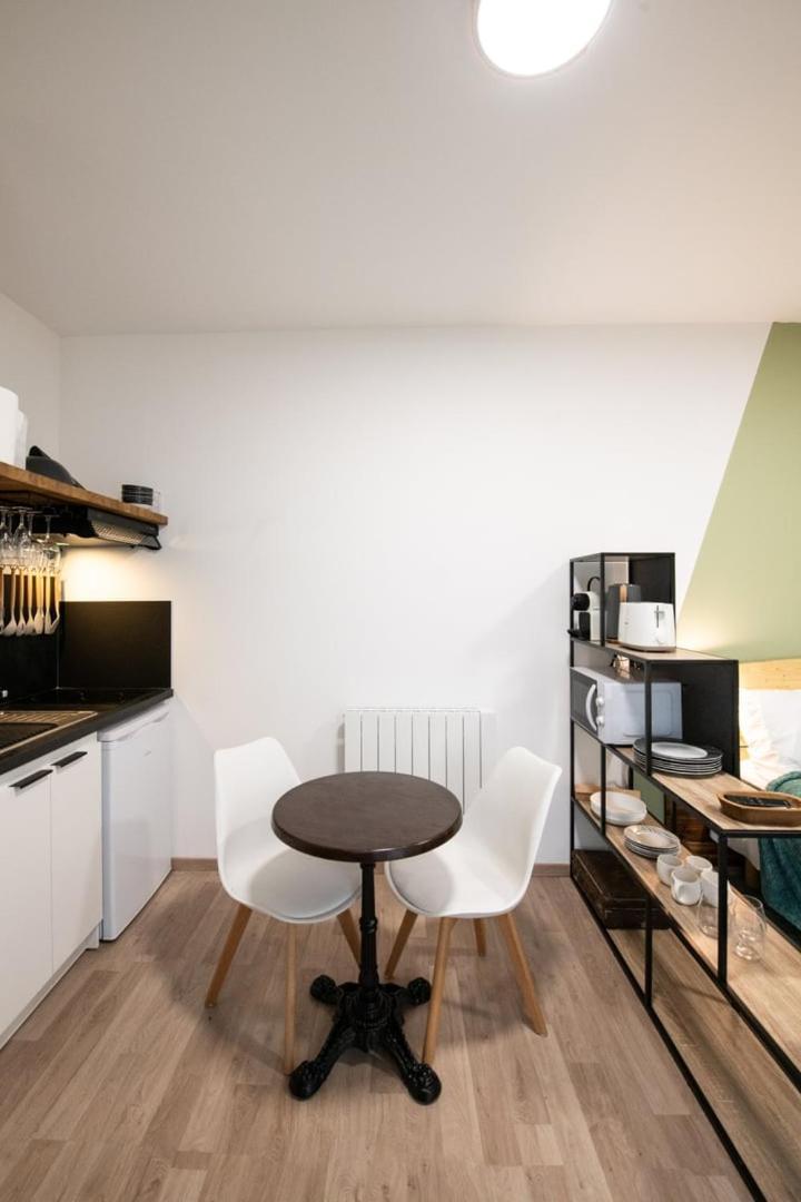 Suite Kella Tassin - Beau Studio Renove Eksteriør billede
